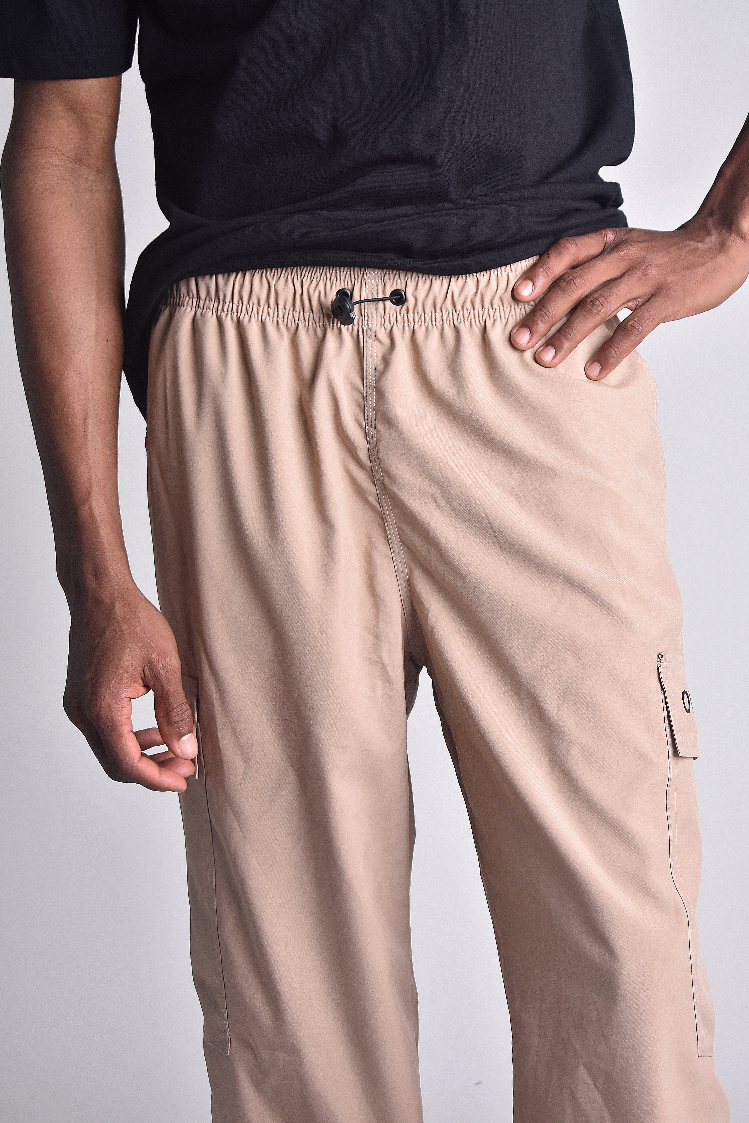 Calça Cargo Tactel Script Bege