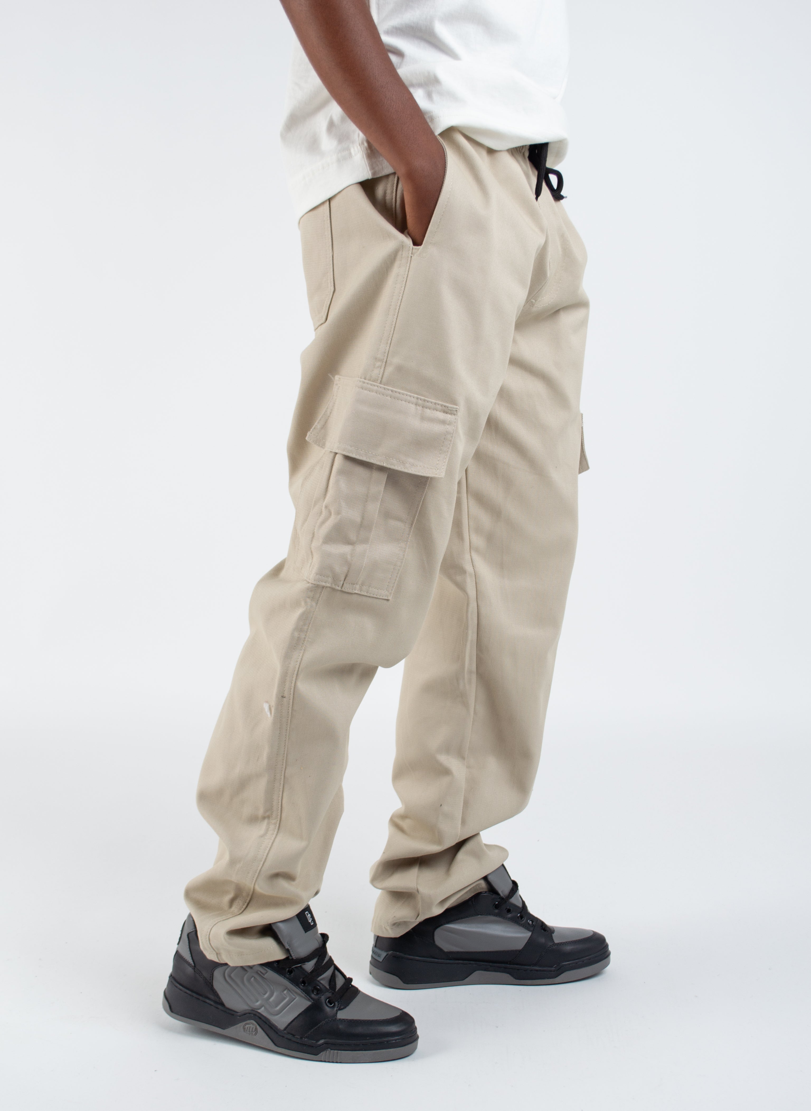 Calça Cargo Basics Bege