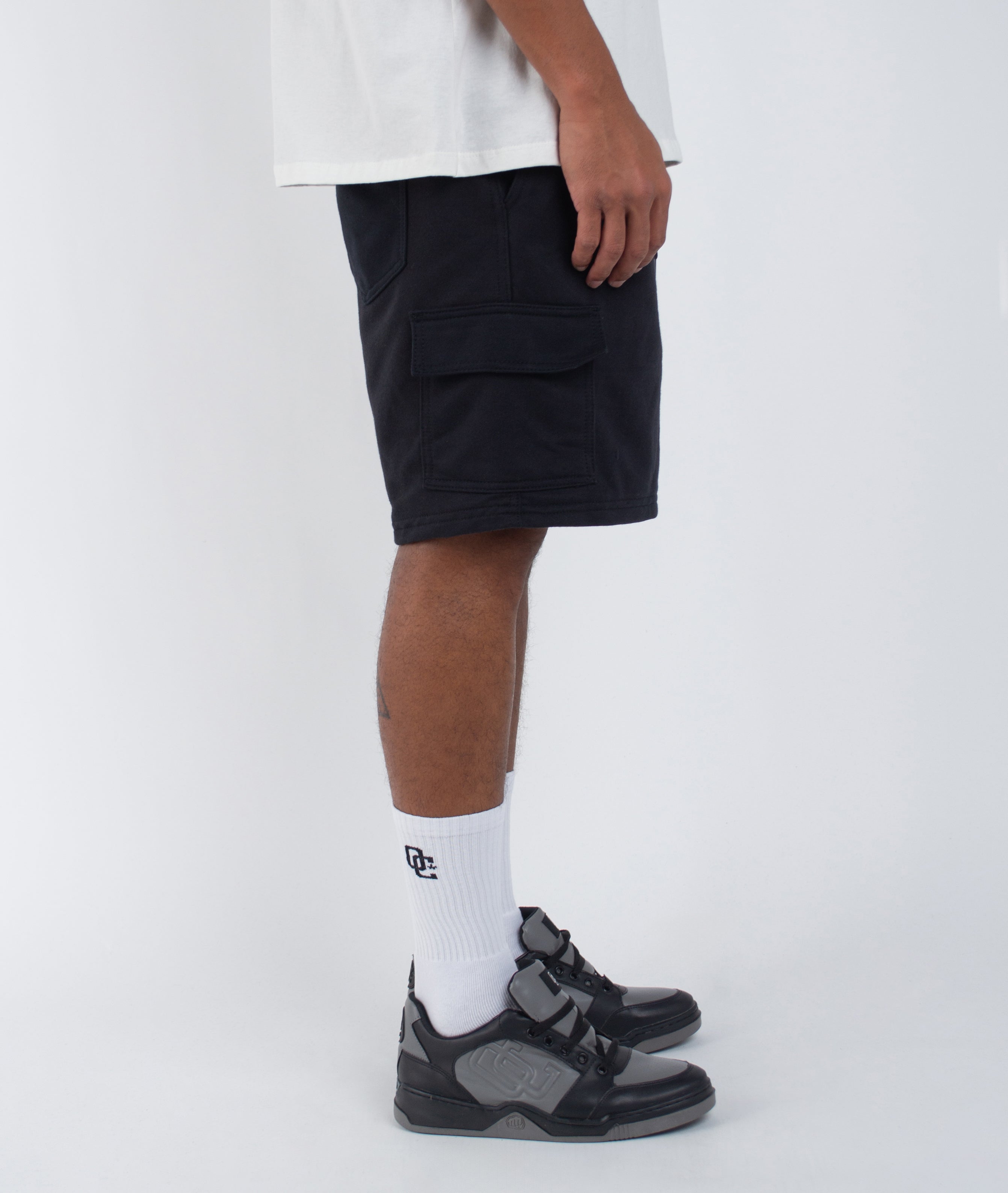 Bermuda Cargo Moletom  Basic Preta