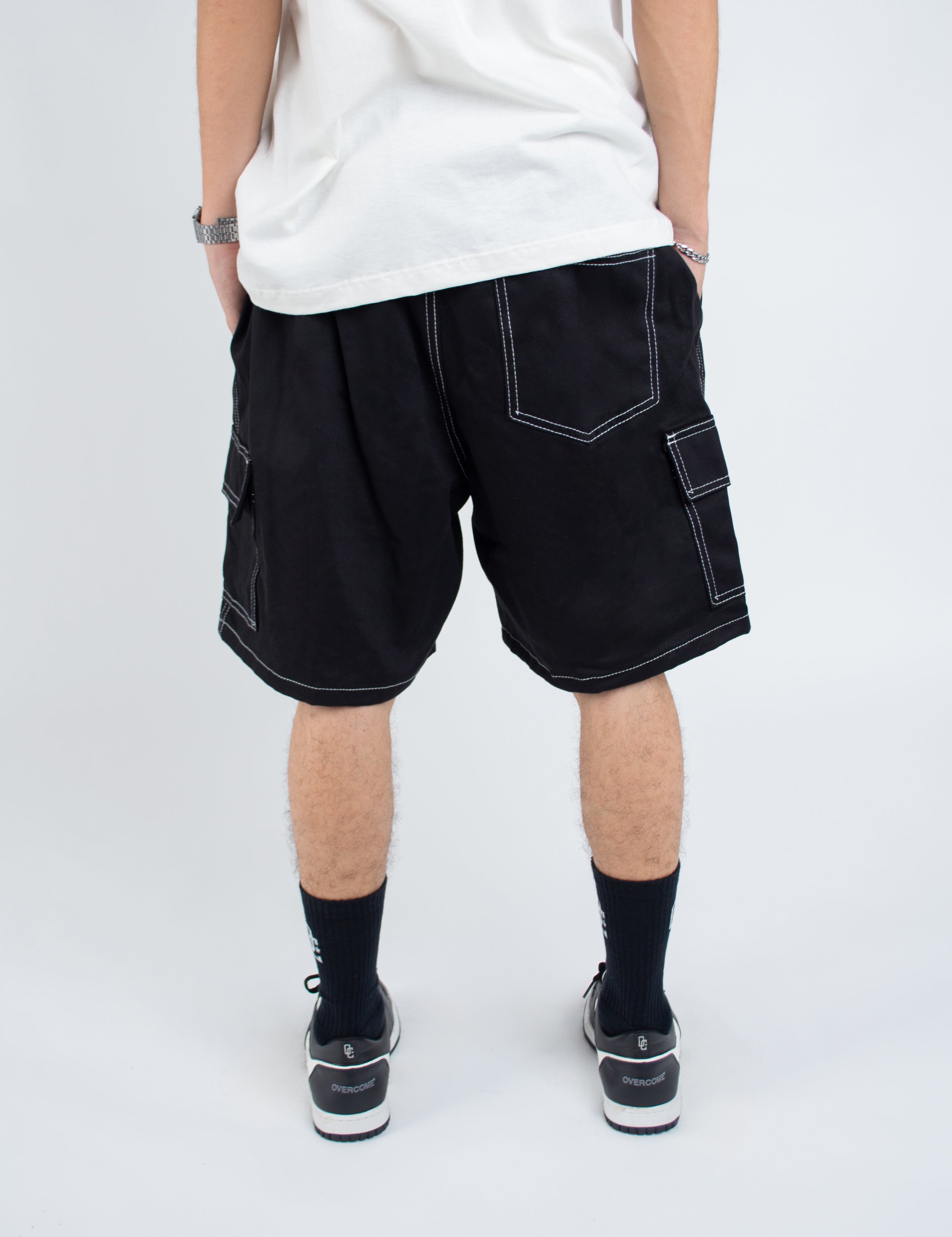 Bermuda Cargo Stroke Line Preta