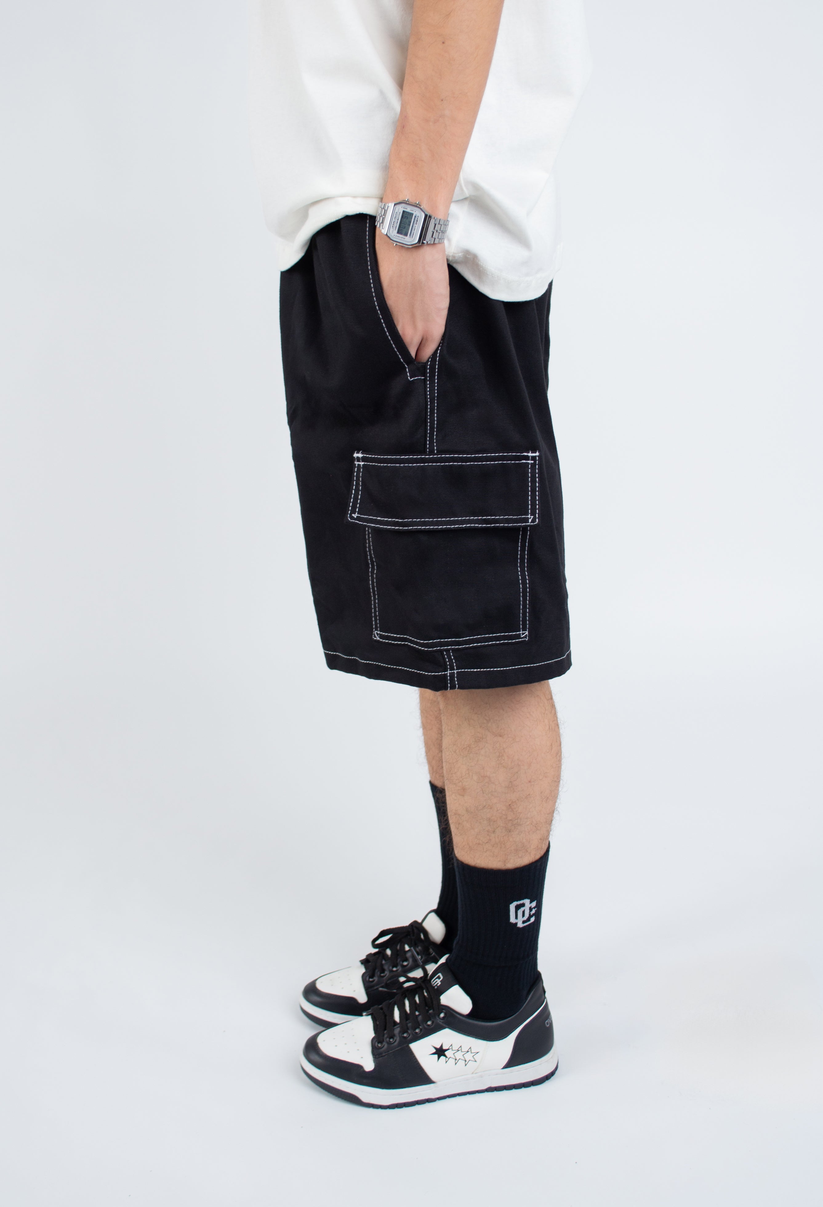 Bermuda Cargo Stroke Line Preta