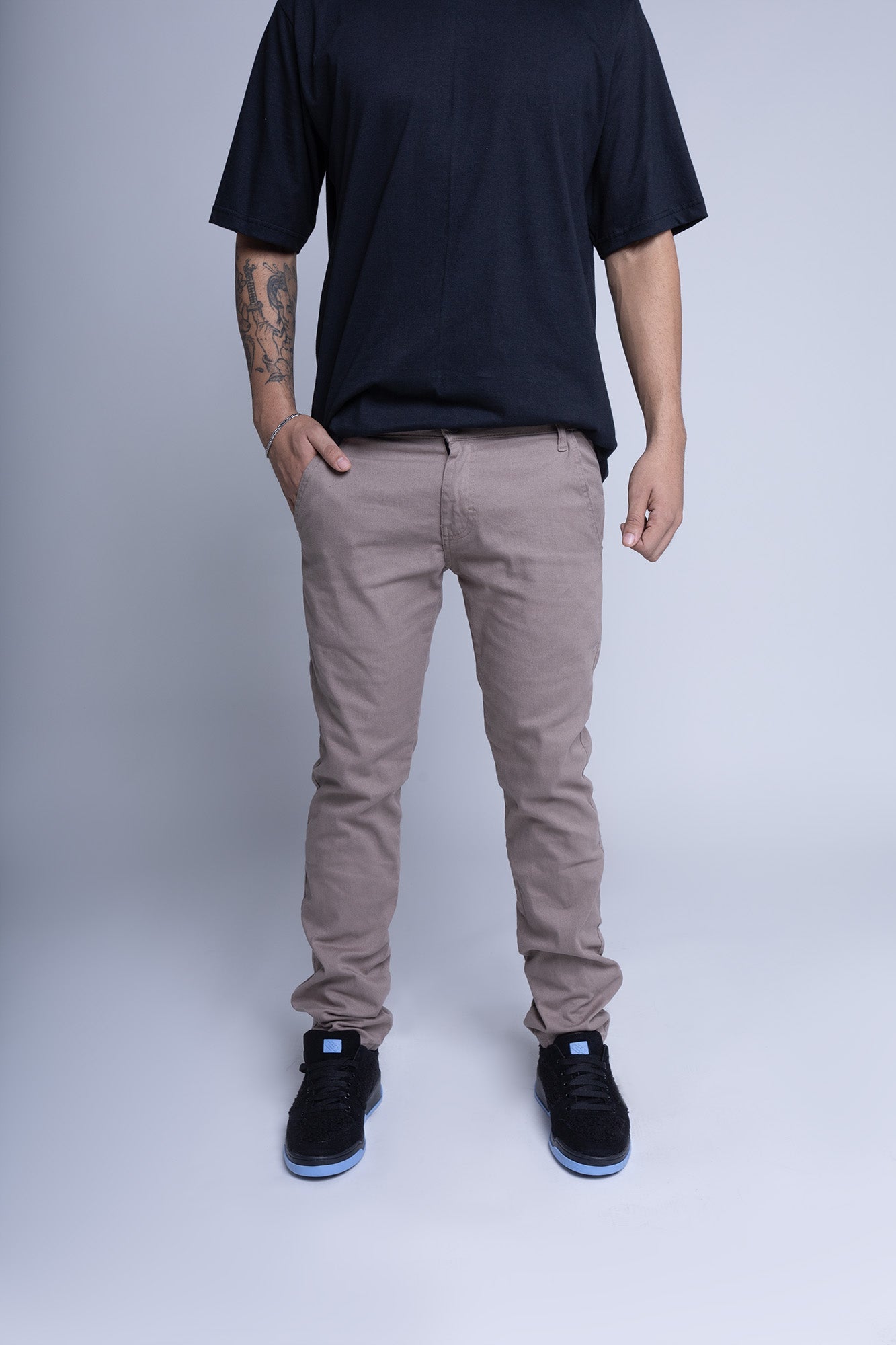 Calça Chino Logo Bege