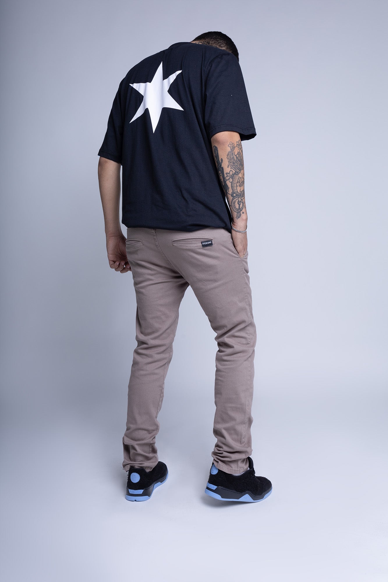 Calça Chino Logo Bege