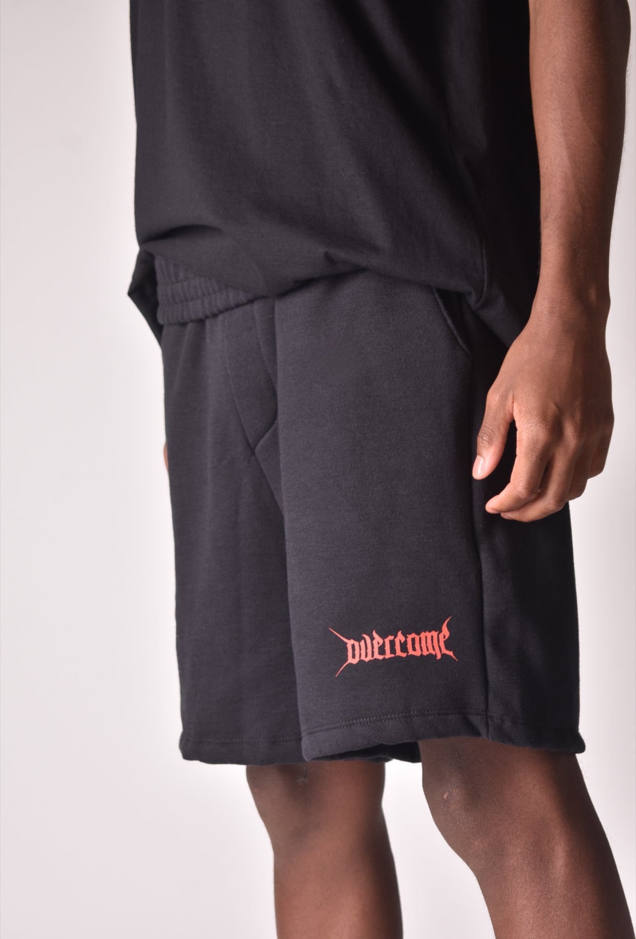 Bermuda Moletom World Tour Preta