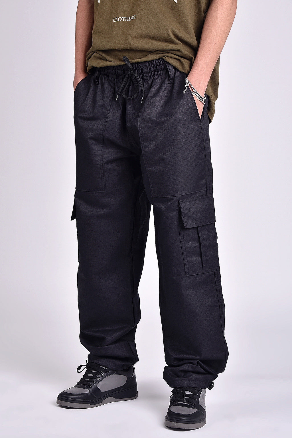 Calça Cargo Rip Stop Basic Preta