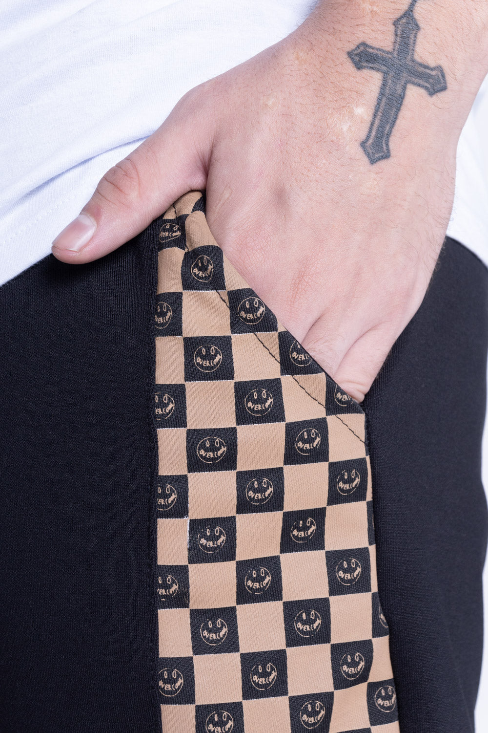 Bermuda Moletom Checkered Preta