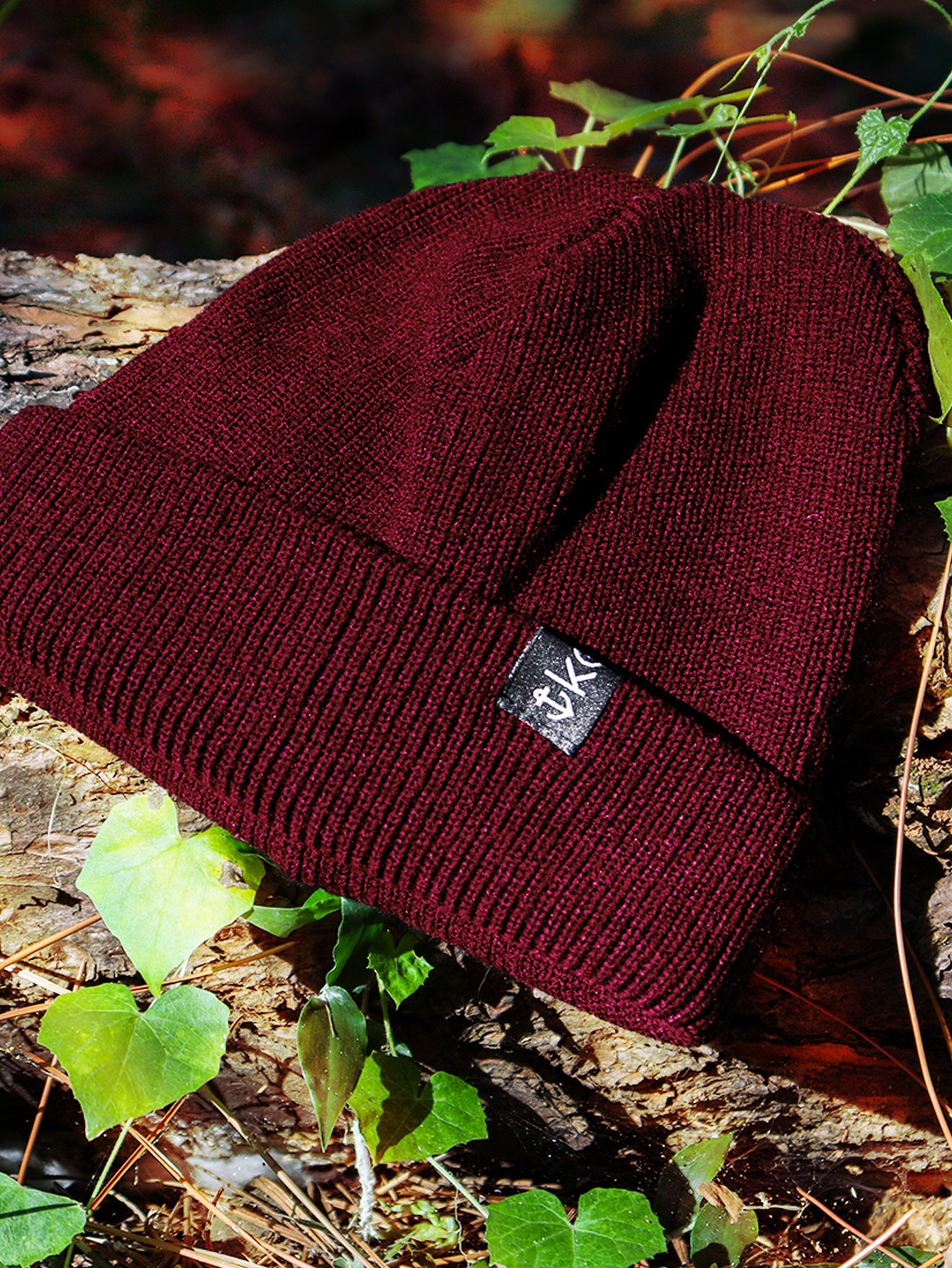 Gorro Curto de Lã Tricô Canelado - Vinho